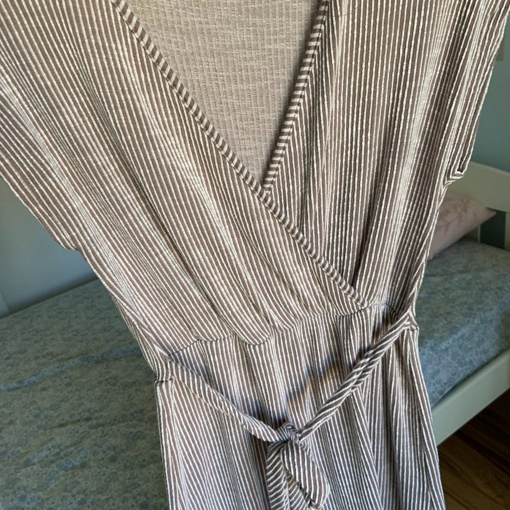 CUTE Striped Wrap Summer dress!